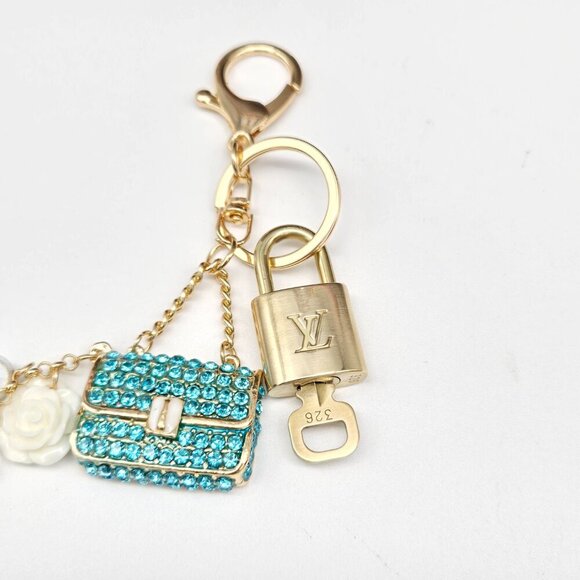 100% Auth Louis Vuitton Lock & Key with unbranded Bagcharm, Keycharm, Keychain - Picture 5 of 7